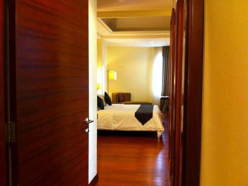 Manado Quality Hotel Экстерьер фото