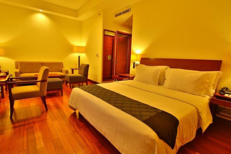 Manado Quality Hotel Экстерьер фото