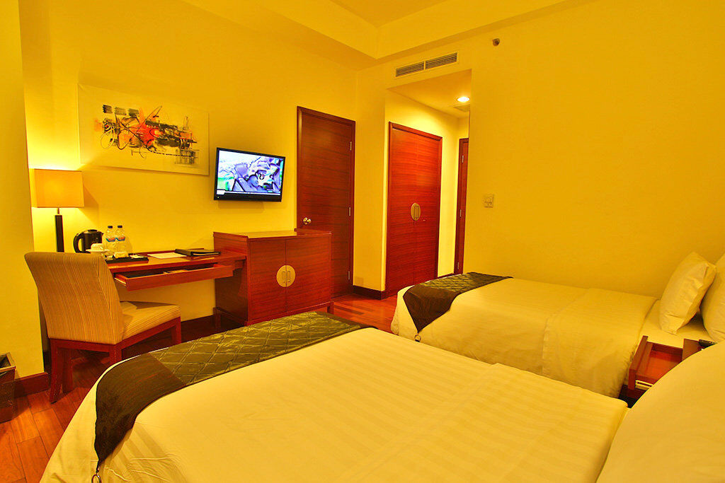 Manado Quality Hotel Экстерьер фото